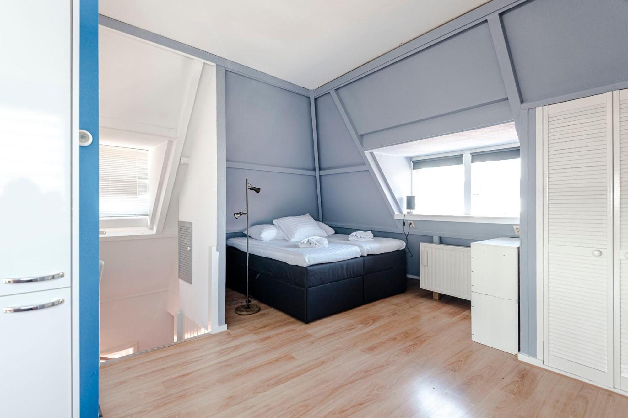 Bluys Apartment Зандфорт Экстерьер фото