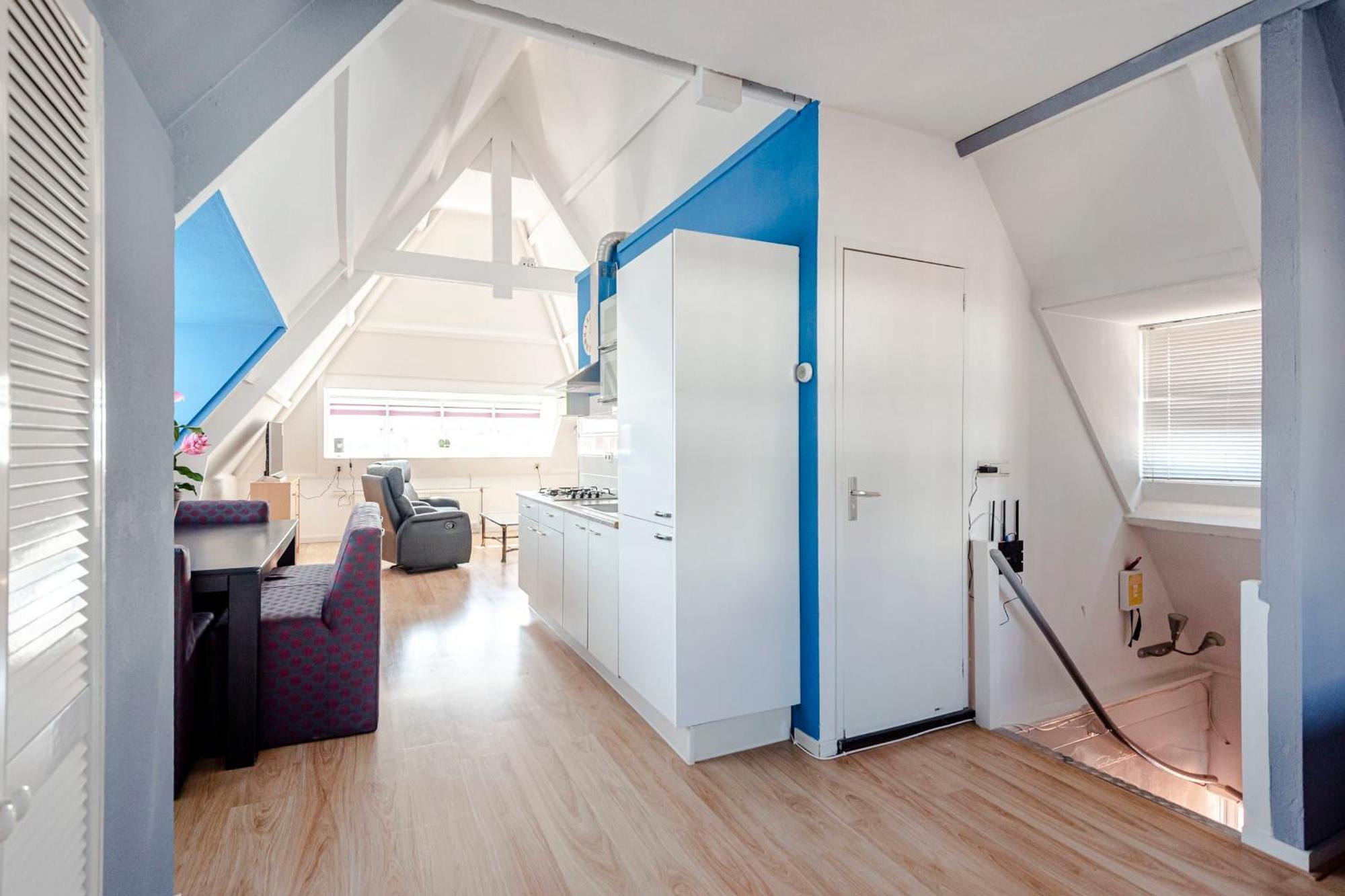 Bluys Apartment Зандфорт Экстерьер фото