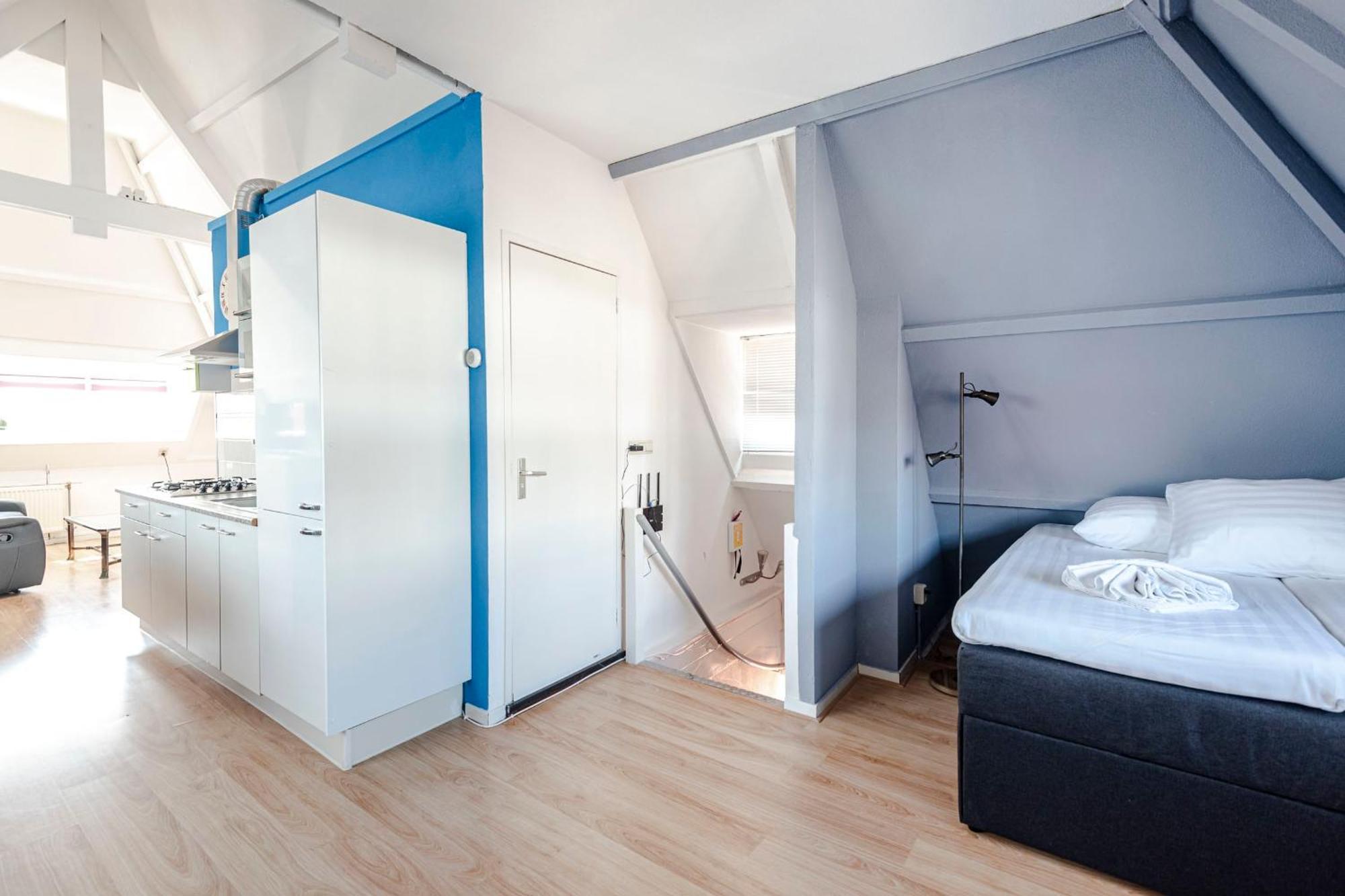 Bluys Apartment Зандфорт Экстерьер фото